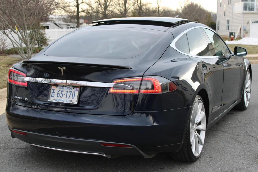 2013 Tesla Model S - Image 21 of 21