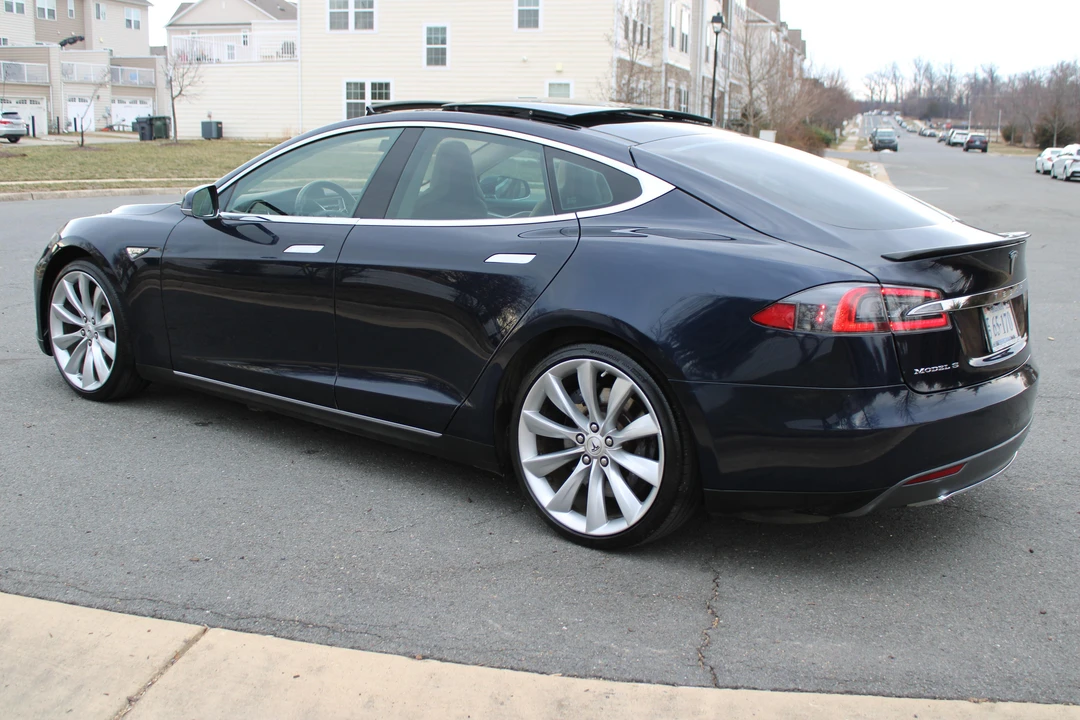 2013 Tesla Model S - Image 16 of 21