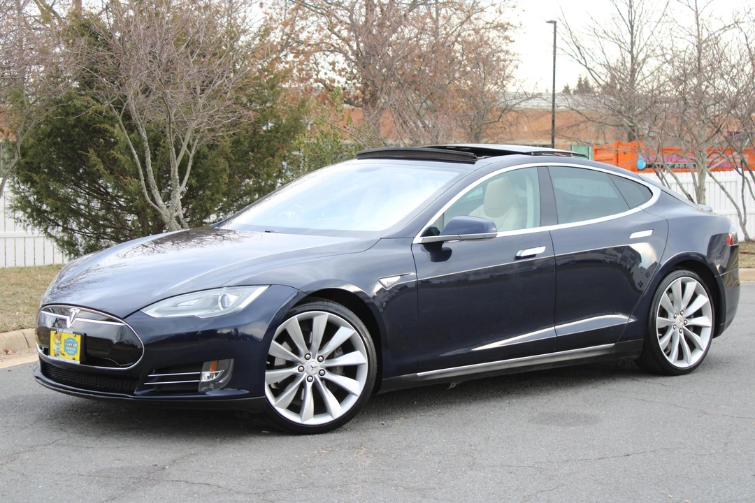 2013 Tesla Model S - Image 8 of 21