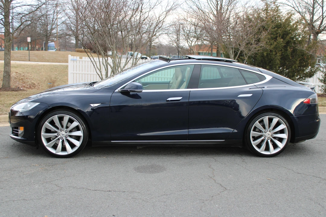 2013 Tesla Model S - Image 3 of 21