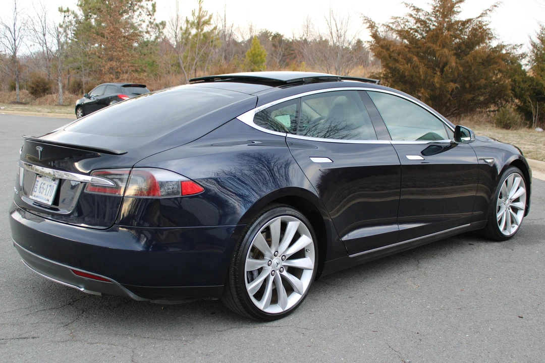 2013 Tesla Model S - Image 4 of 21