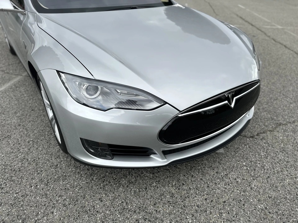 2013 Tesla Model S - Image 24 of 31