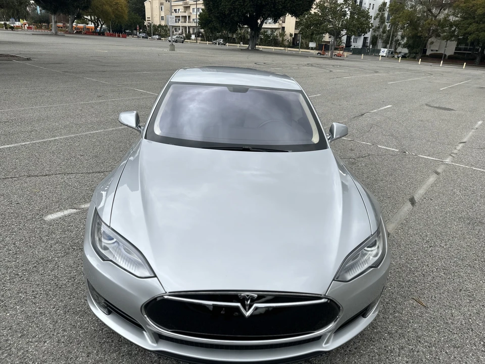 2013 Tesla Model S - Image 6 of 31