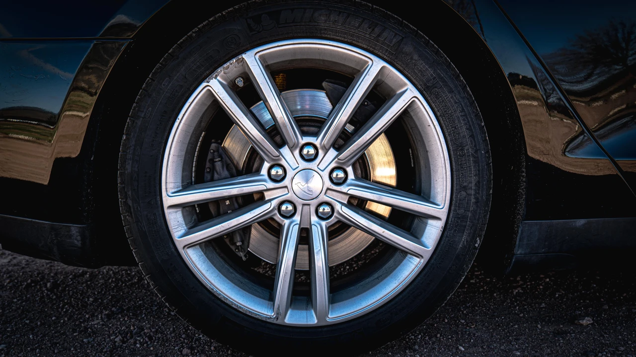 2013 Tesla Model S - Image 13 of 14