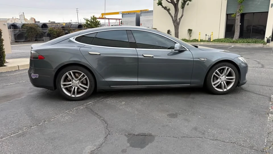 2013 Tesla Model S - Image 6 of 15