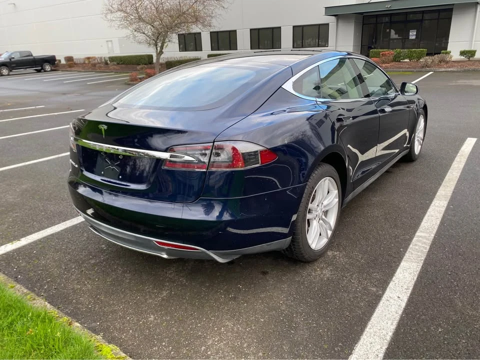2013 Tesla Model S - Image 3 of 10