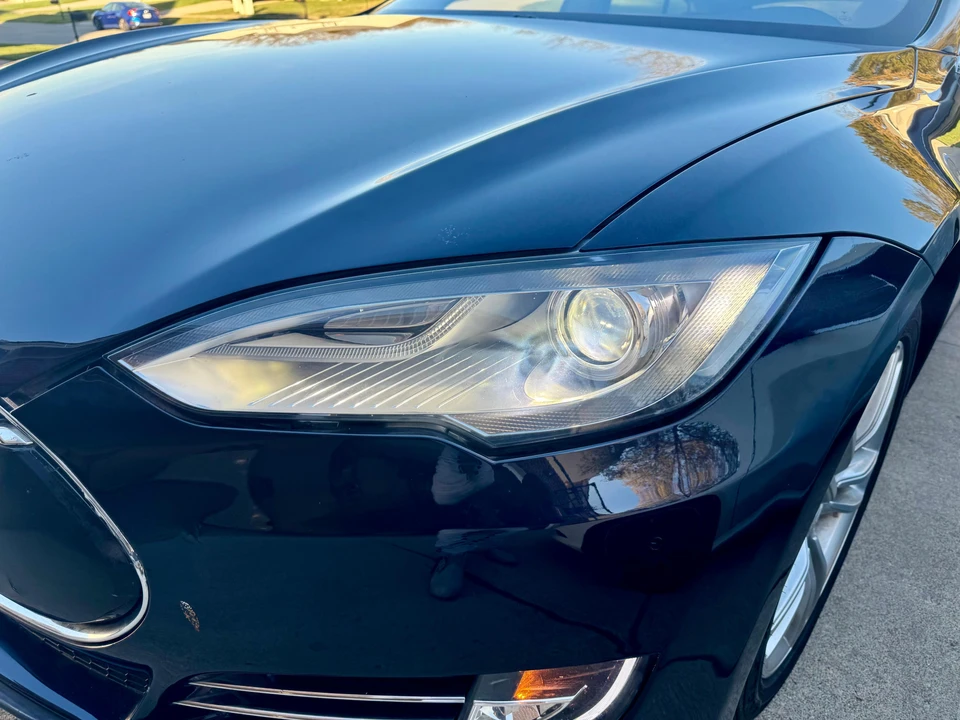 2013 Tesla Model S - Image 23 of 31