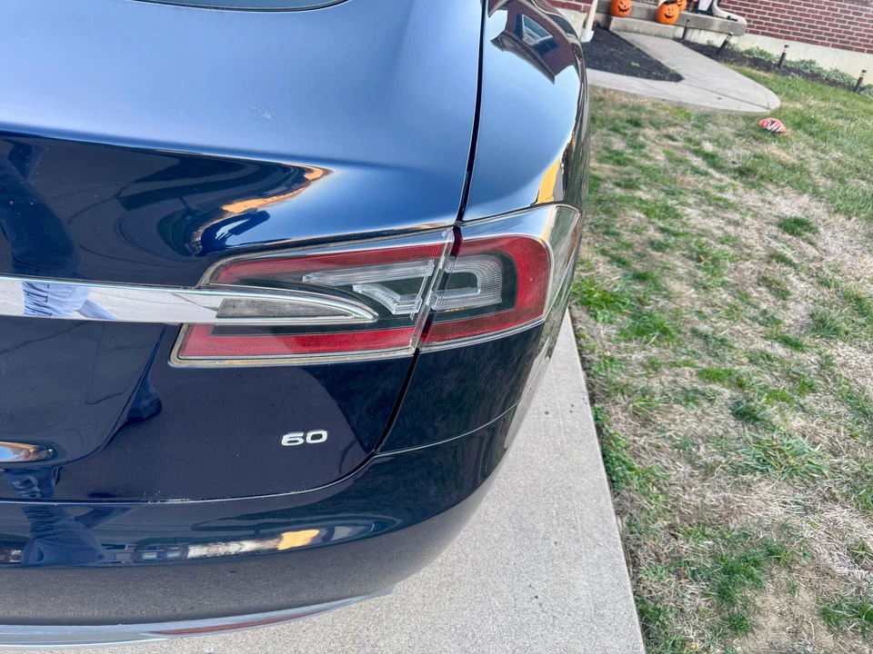 2013 Tesla Model S - Image 30 of 31