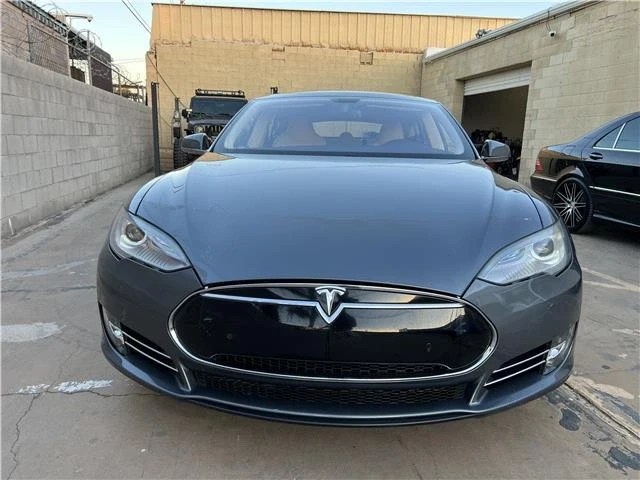 2013 Tesla Model S - Image 7 of 12