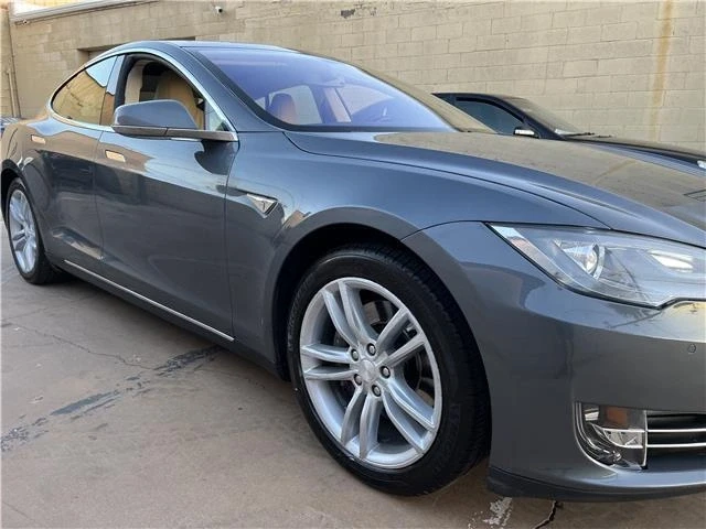 2013 Tesla Model S - Image 11 of 12