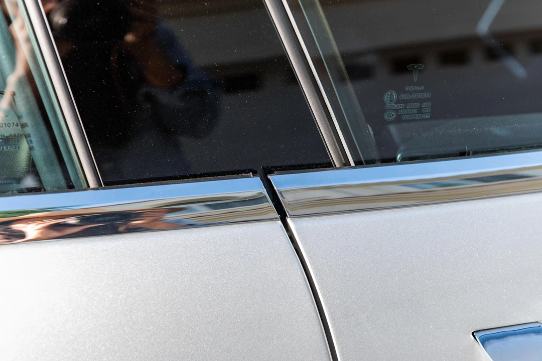 2013 Tesla Model S - Image 16 of 31