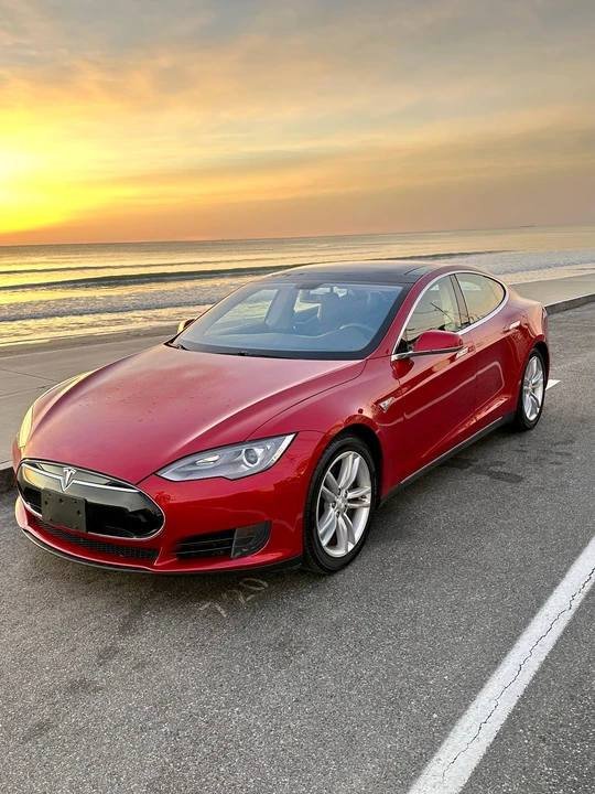 2013 Tesla Model S - Image 6 of 31