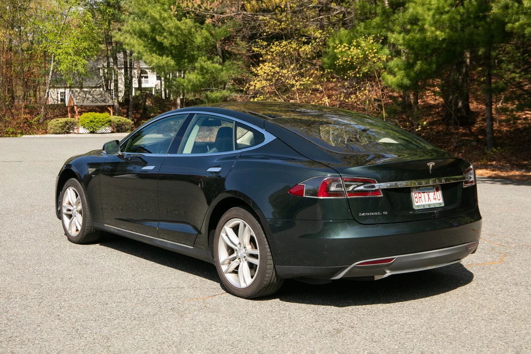 2013 Tesla Model S - Image 4 of 31