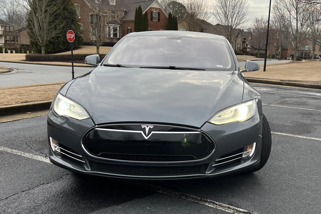 2013 Tesla Model S - Image 7 of 31