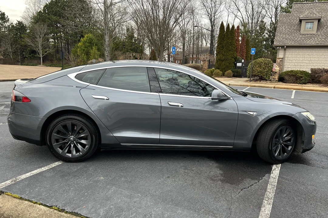 2013 Tesla Model S - Image 21 of 31