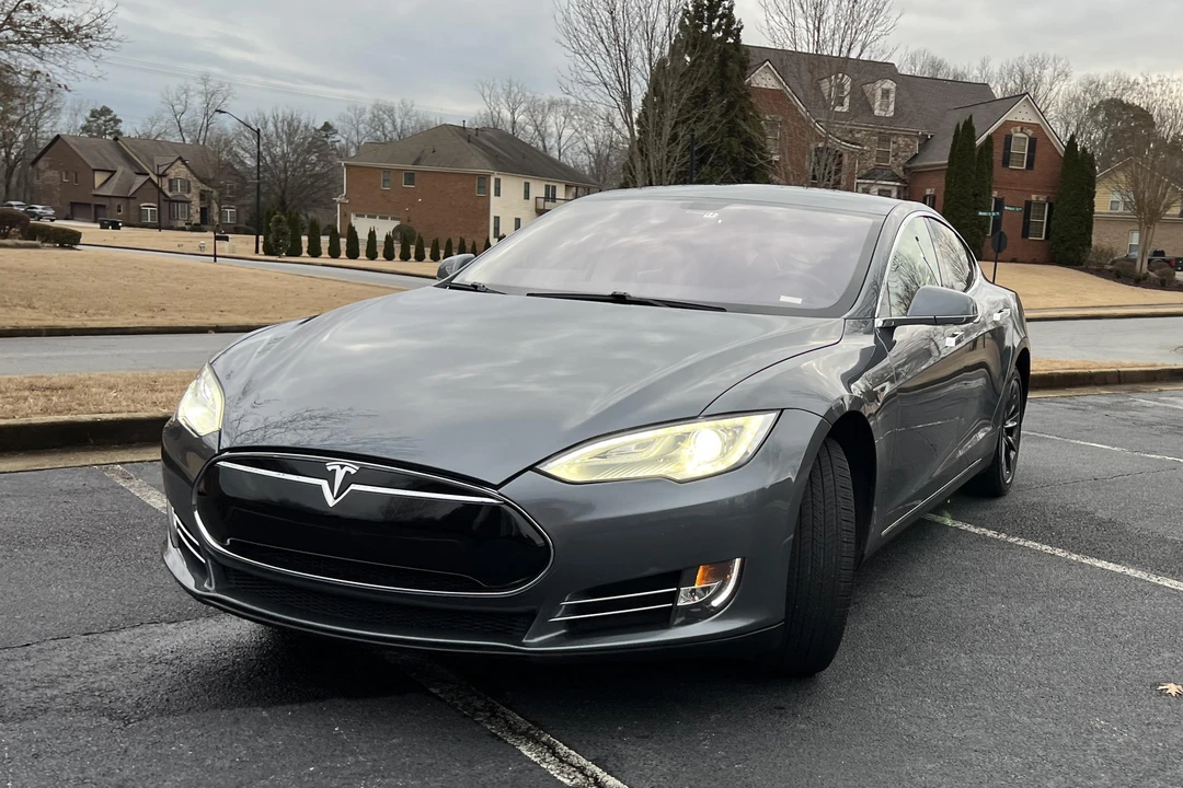 2013 Tesla Model S - Image 8 of 31