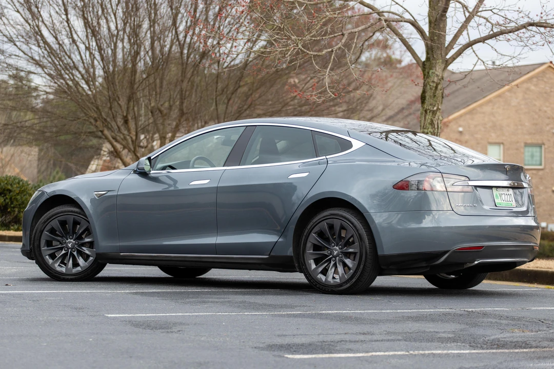 2013 Tesla Model S - Image 4 of 31