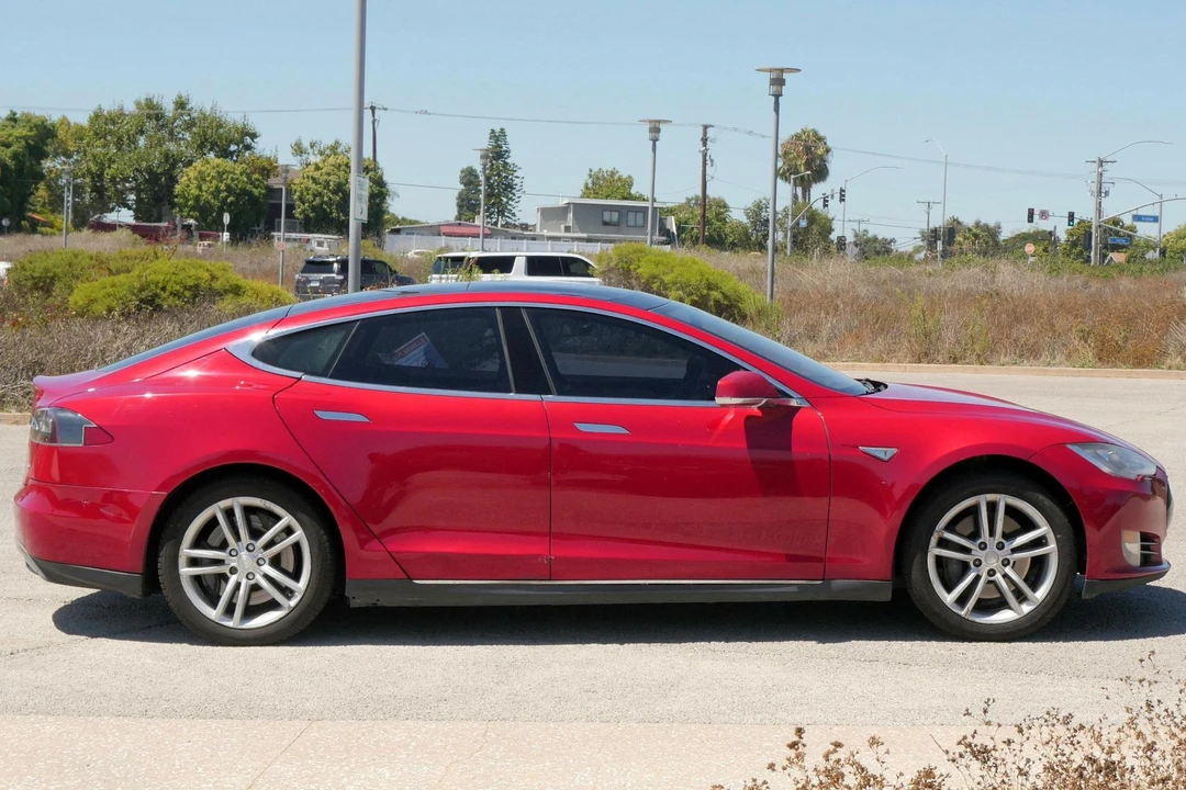 2013 Tesla Model S - Image 3 of 31