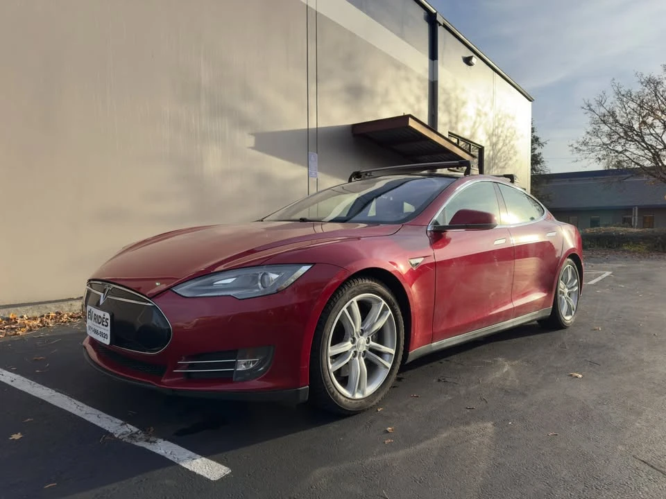 2013 Tesla Model S - Image 2 of 14