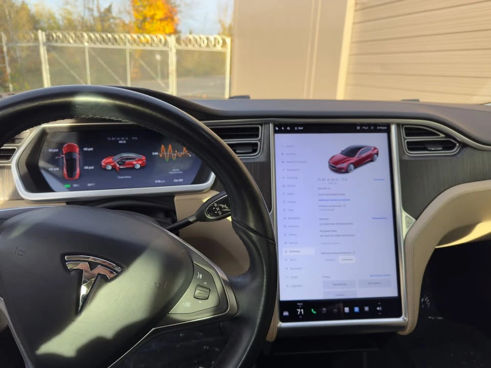 2013 Tesla Model S - Image 14 of 14