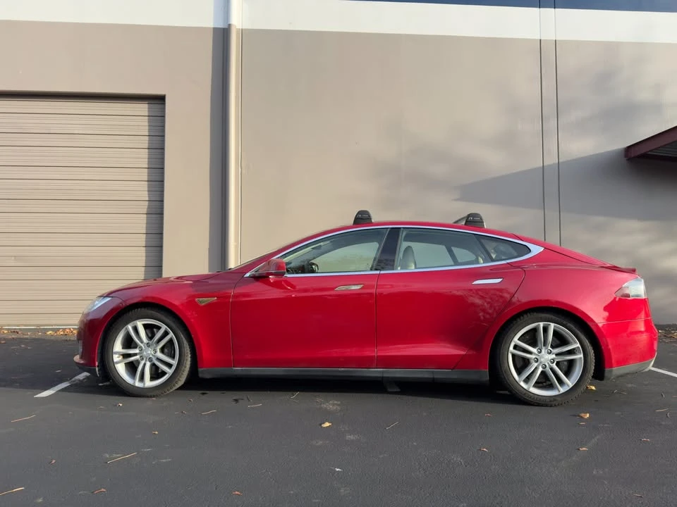 2013 Tesla Model S - Image 3 of 14