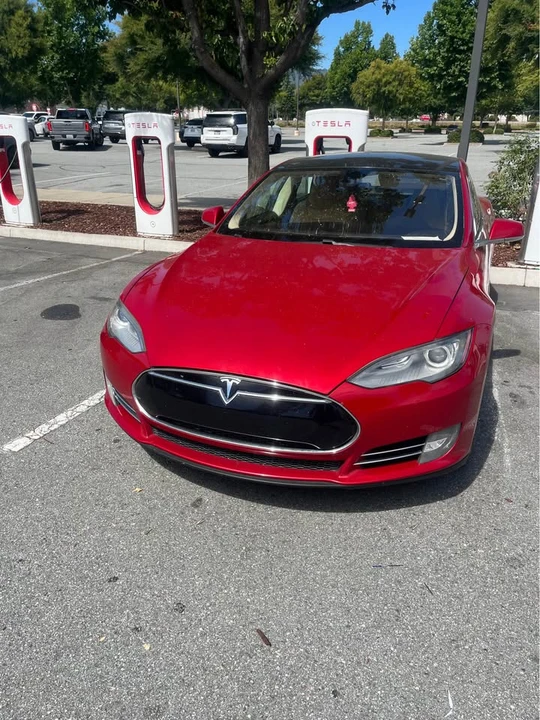 2013 Tesla Model S - Image 4 of 4