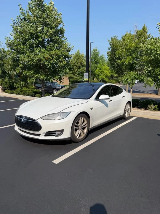 2013 Tesla Model S - Image 6 of 16