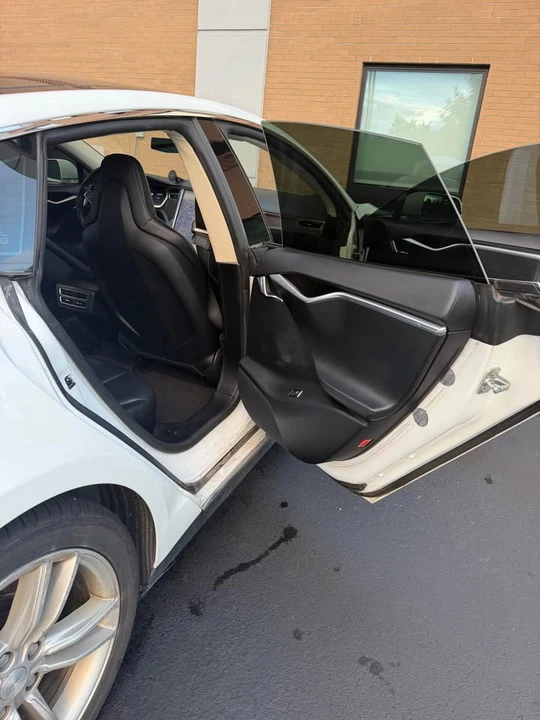 2013 Tesla Model S - Image 16 of 16