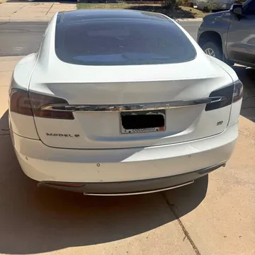 2013 Tesla Model S 85