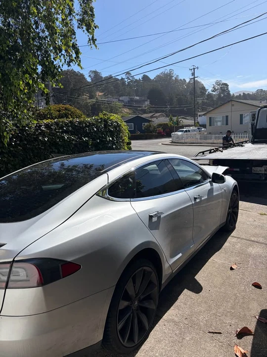 2013 Tesla Model S - Image 5 of 8
