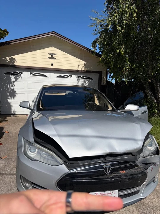 2013 Tesla Model S - Image 2 of 8