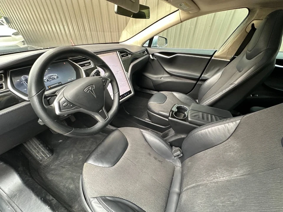 2013 Tesla Model S - Image 11 of 21