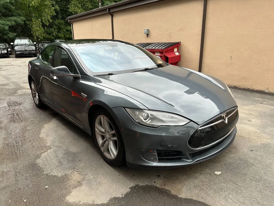 2013 Tesla Model S - Image 3 of 21