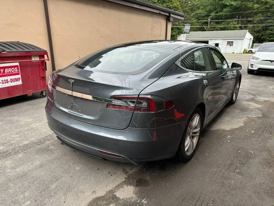 2013 Tesla Model S - Image 5 of 21