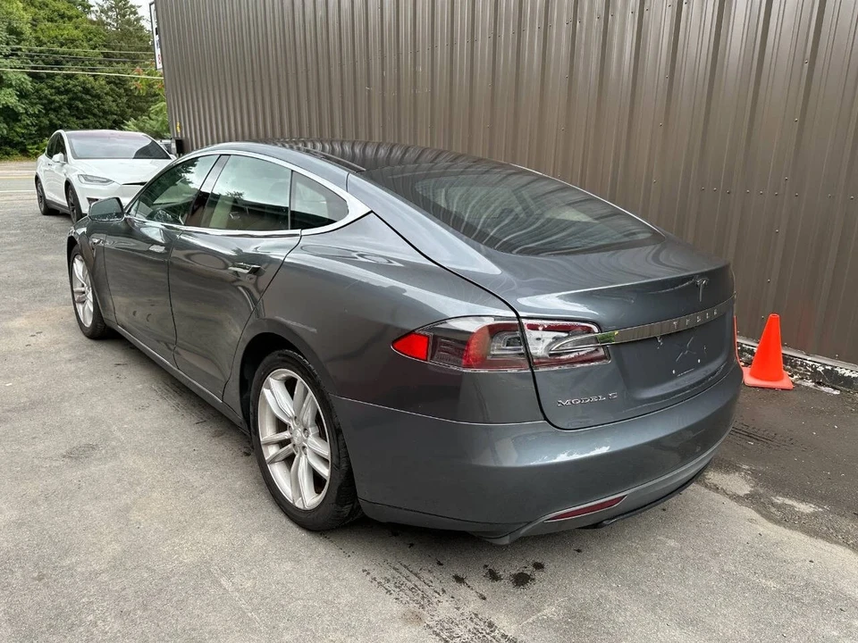 2013 Tesla Model S - Image 7 of 21