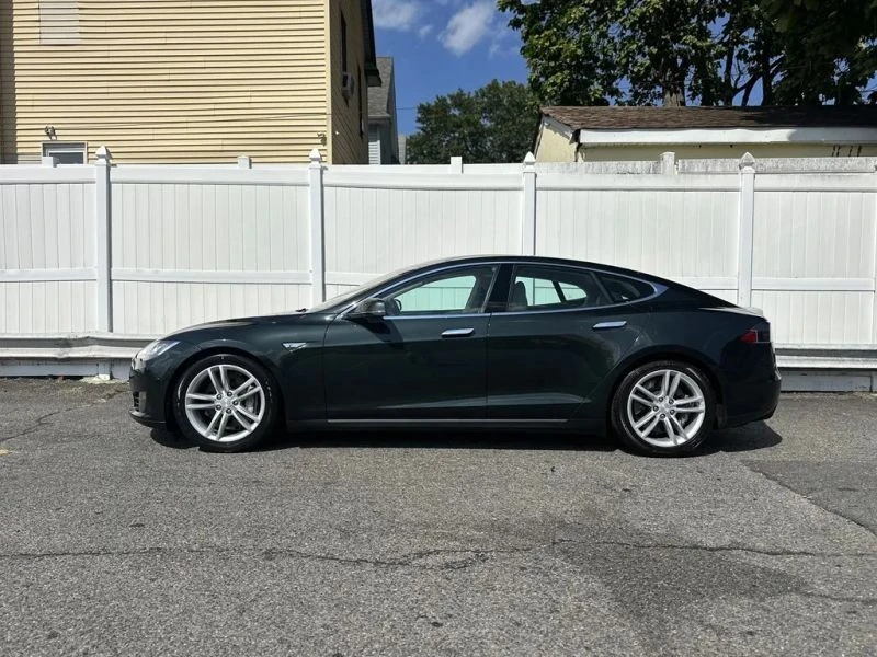 2013 Tesla Model S - Image 4 of 12