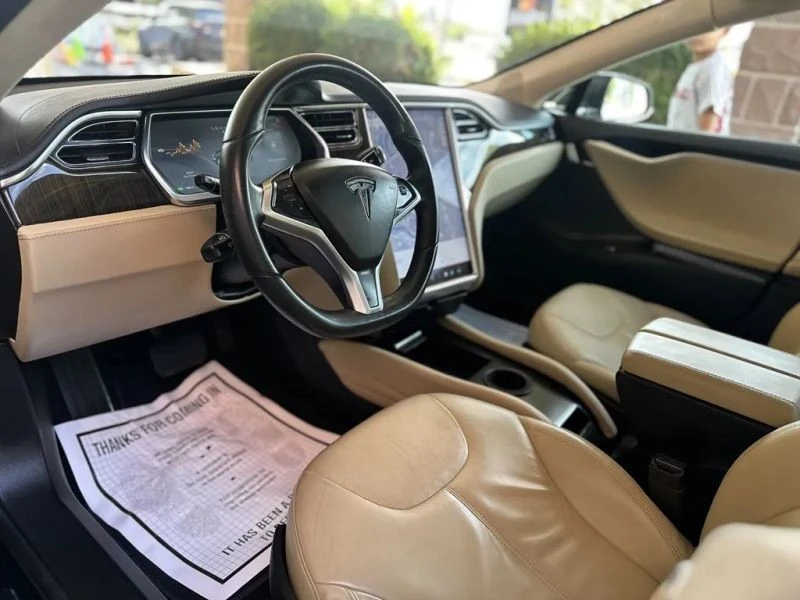 2013 Tesla Model S - Image 10 of 12