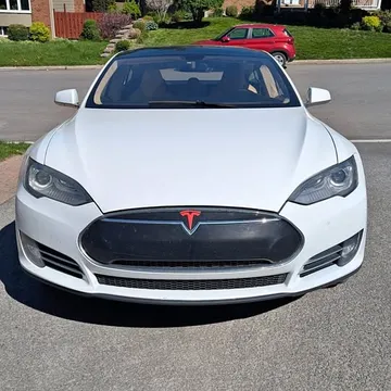 2013 Tesla Model S P85