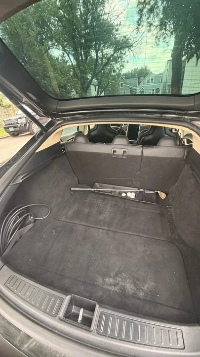 2013 Tesla Model S - Image 8 of 10