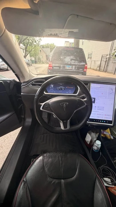2013 Tesla Model S - Image 4 of 10