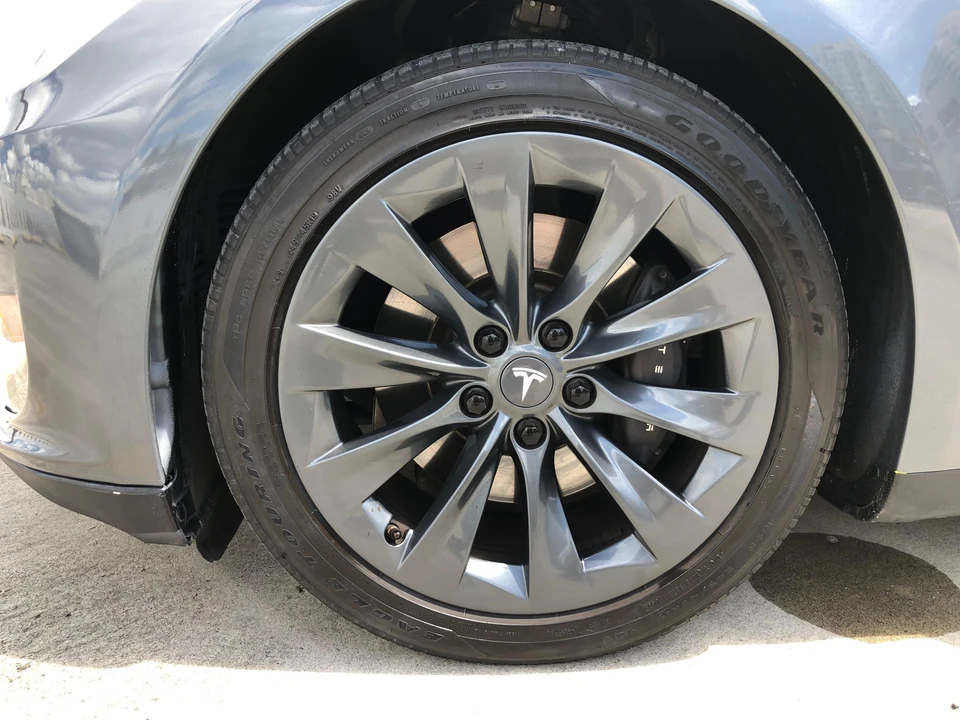 2013 Tesla Model S - Image 27 of 31