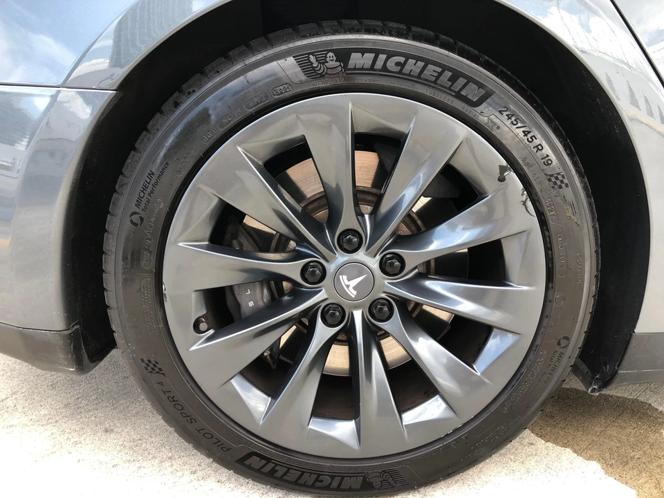 2013 Tesla Model S - Image 29 of 31