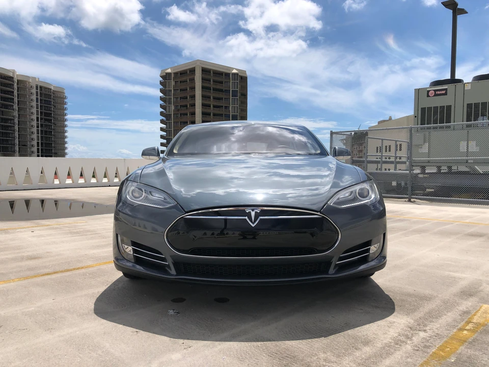 2013 Tesla Model S - Image 6 of 31