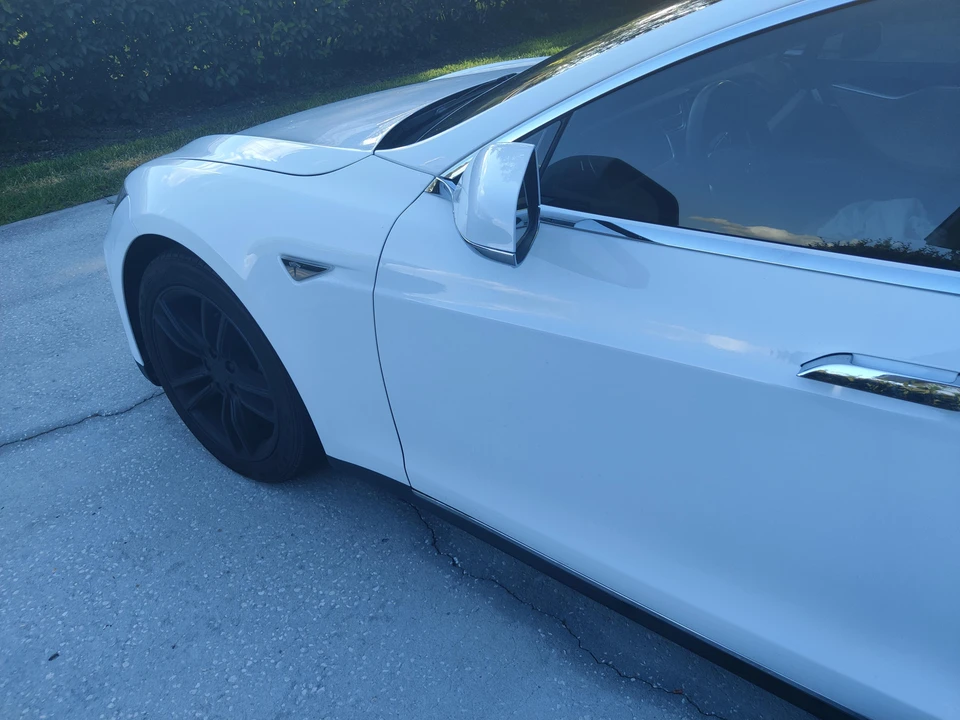 2013 Tesla Model S - Image 28 of 31