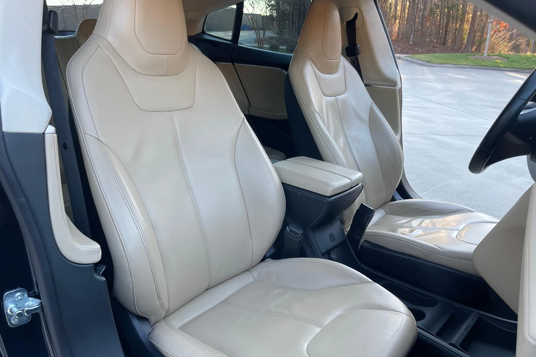 2013 Tesla Model S - Image 22 of 31