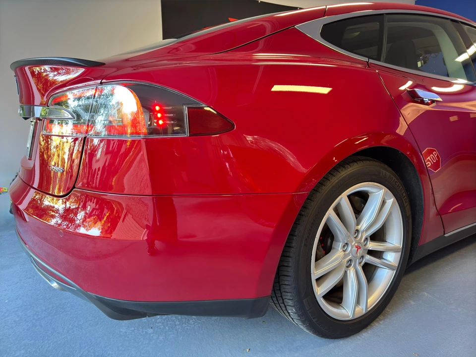 2013 Tesla Model S - Image 31 of 31