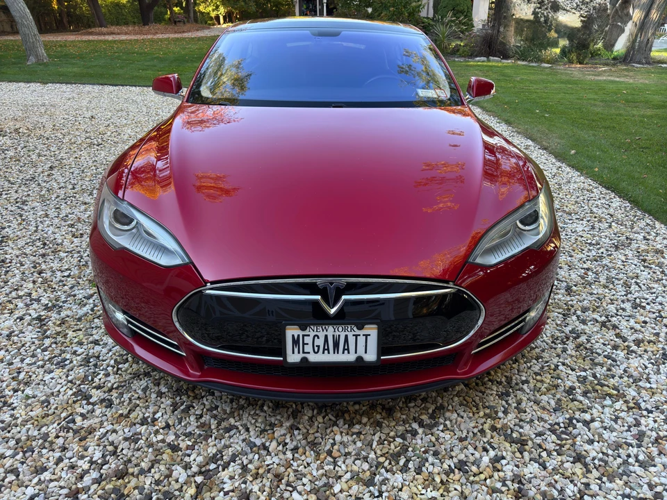 2013 Tesla Model S - Image 7 of 31