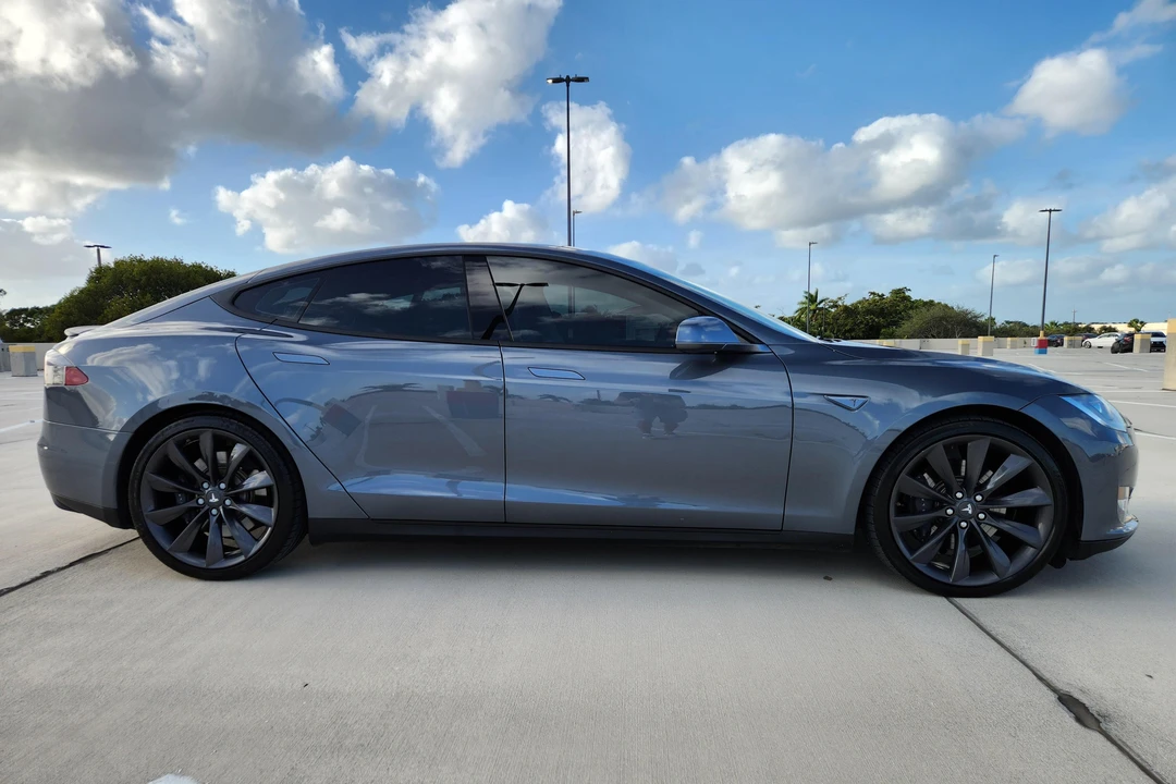 2013 Tesla Model S - Image 3 of 31