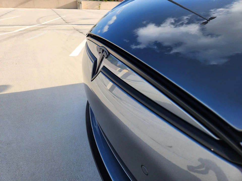 2013 Tesla Model S - Image 27 of 31