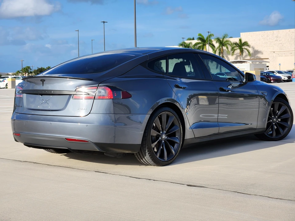 2013 Tesla Model S - Image 14 of 31